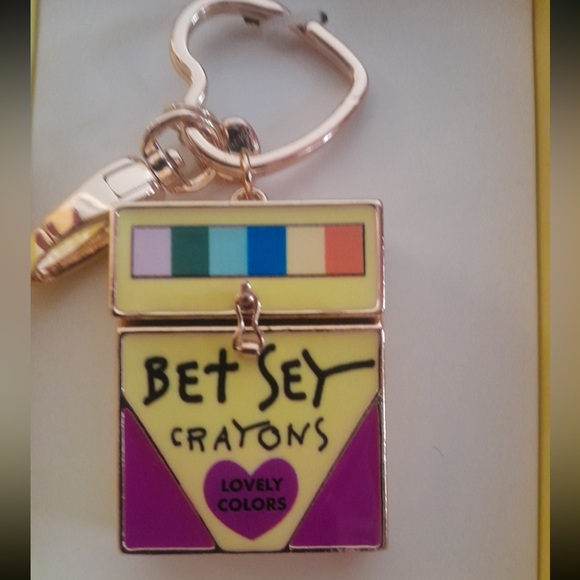 BETSEY JOHNSON Opening Metal Crayon Colors Box Bag/Purse Charm Keychain NEW NWT - Picture 5 of 8